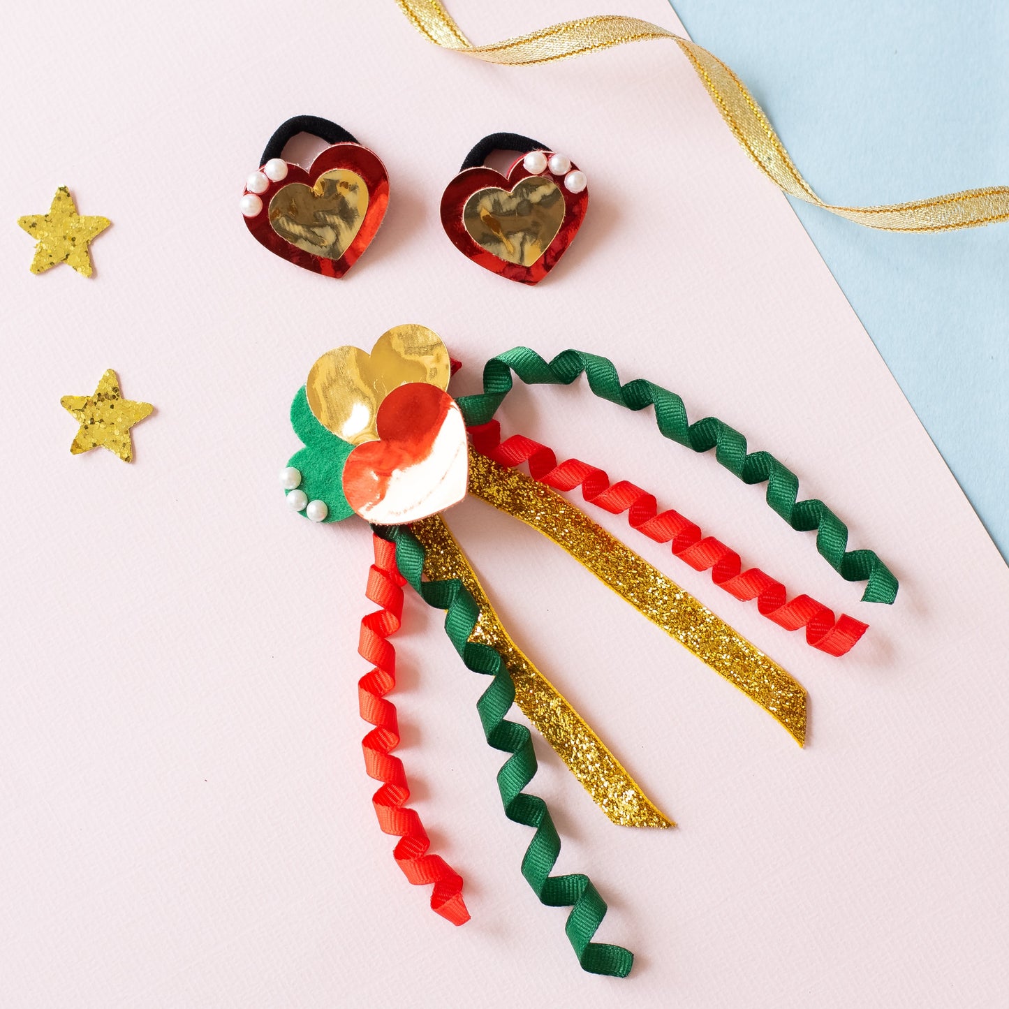 Christmas Combo: Cute heart dangler on alligator pin and 1 pair matching rubber bands embellished with pearls - Red, Green, Golden