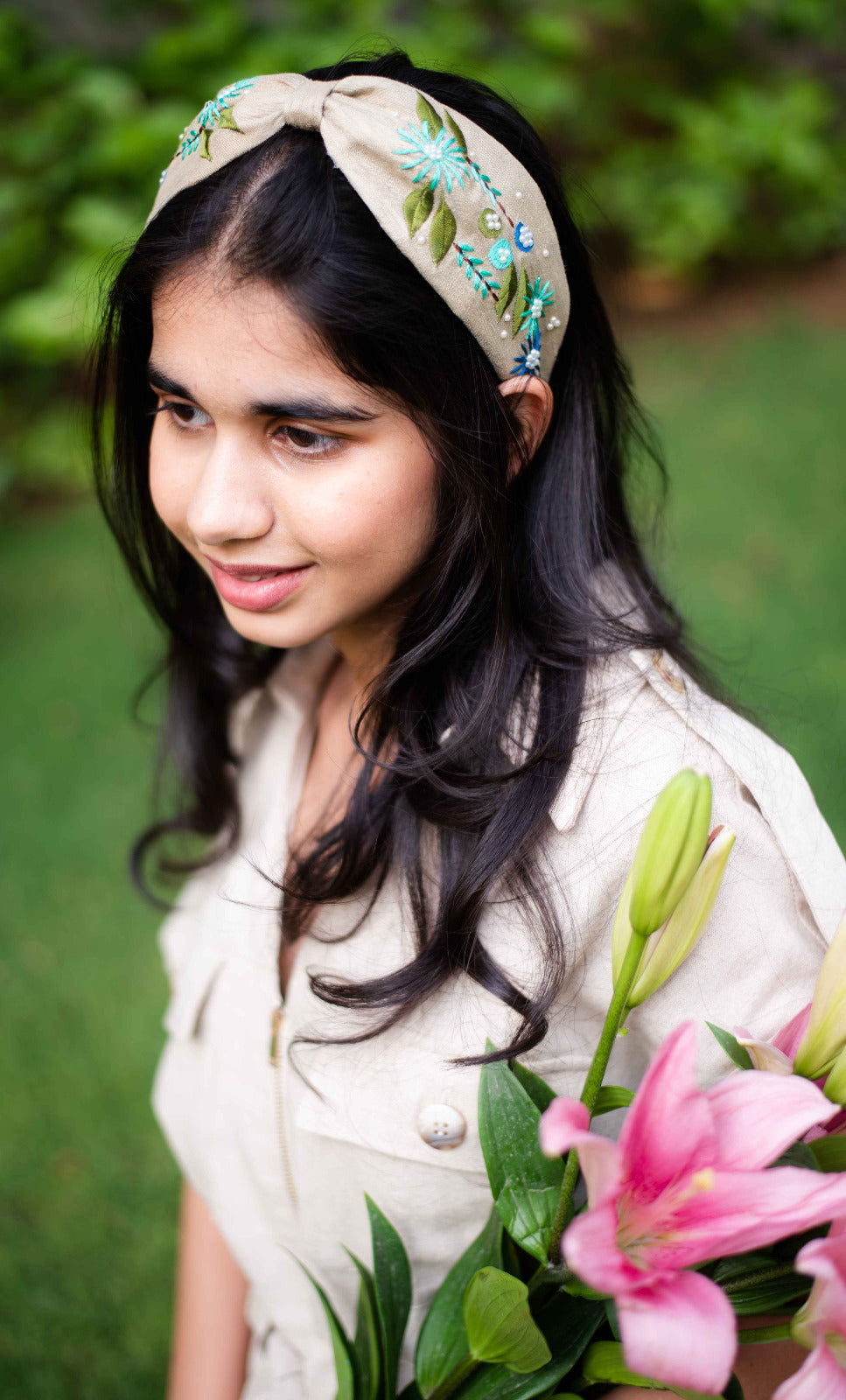 Multicolour thread embroidered Floral Motif Hairband with Pearl Detailing- Beige and Blue